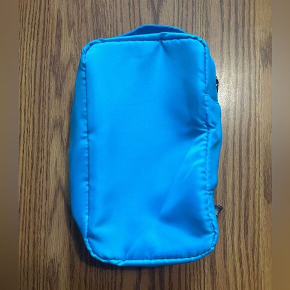 LUG Hover Cosmetic Case - Sky Blue with Floral Inside Lining NWOT - Picture 5 of 5